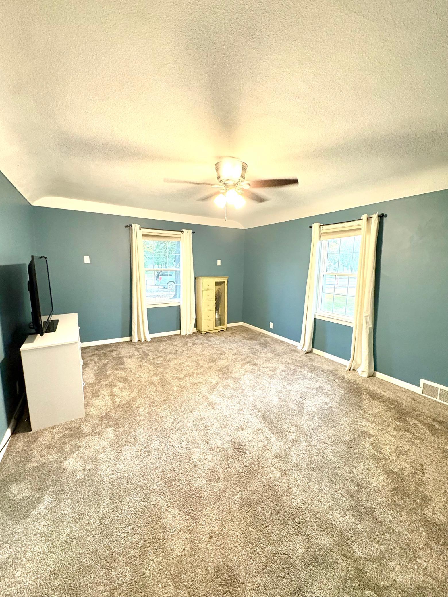 429 E Rooney Avenue Appleton MN 56208