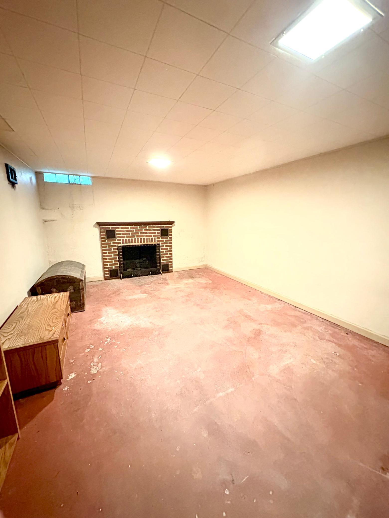 429 E Rooney Avenue Appleton MN 56208