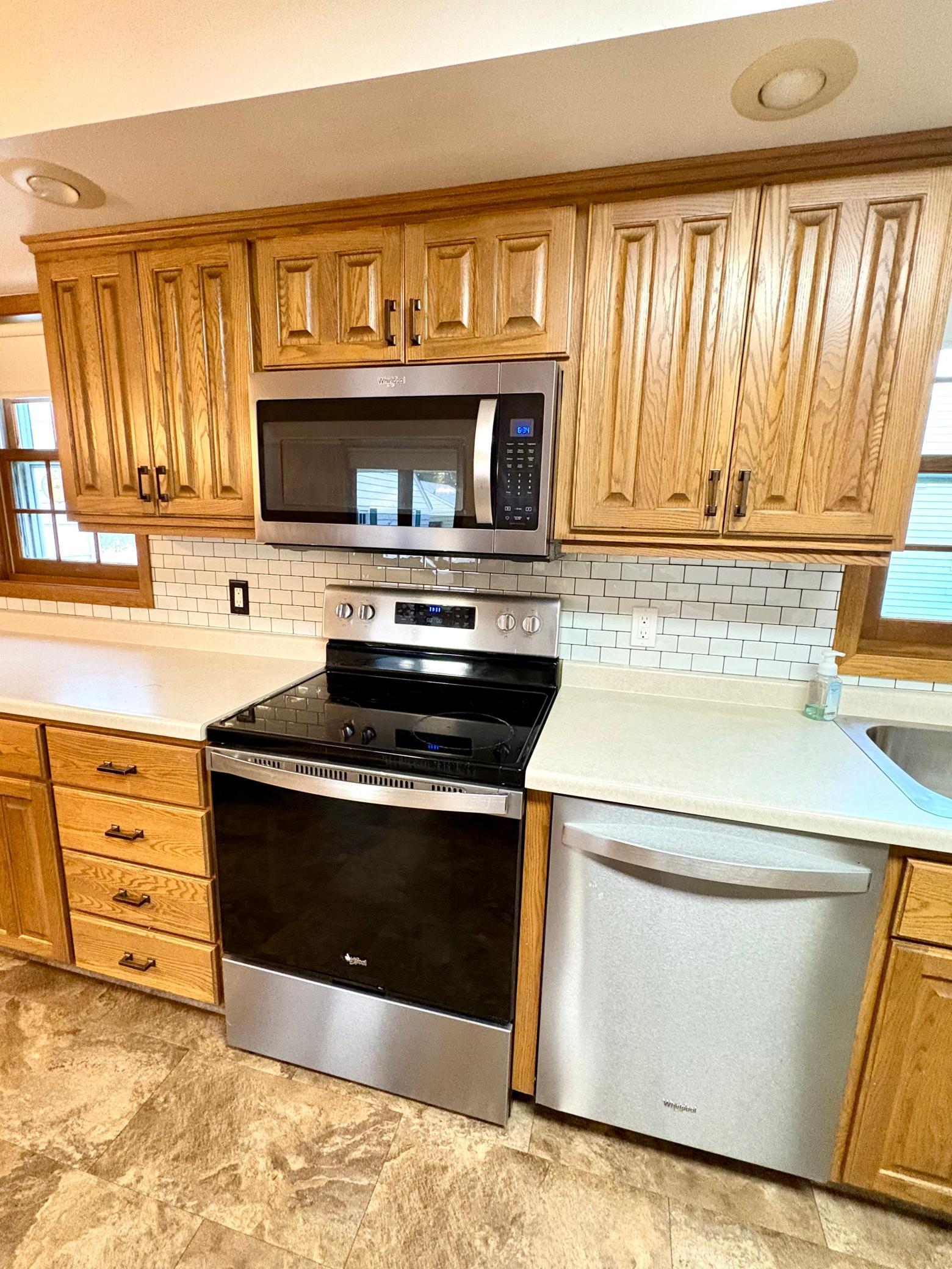 429 E Rooney Avenue Appleton MN 56208