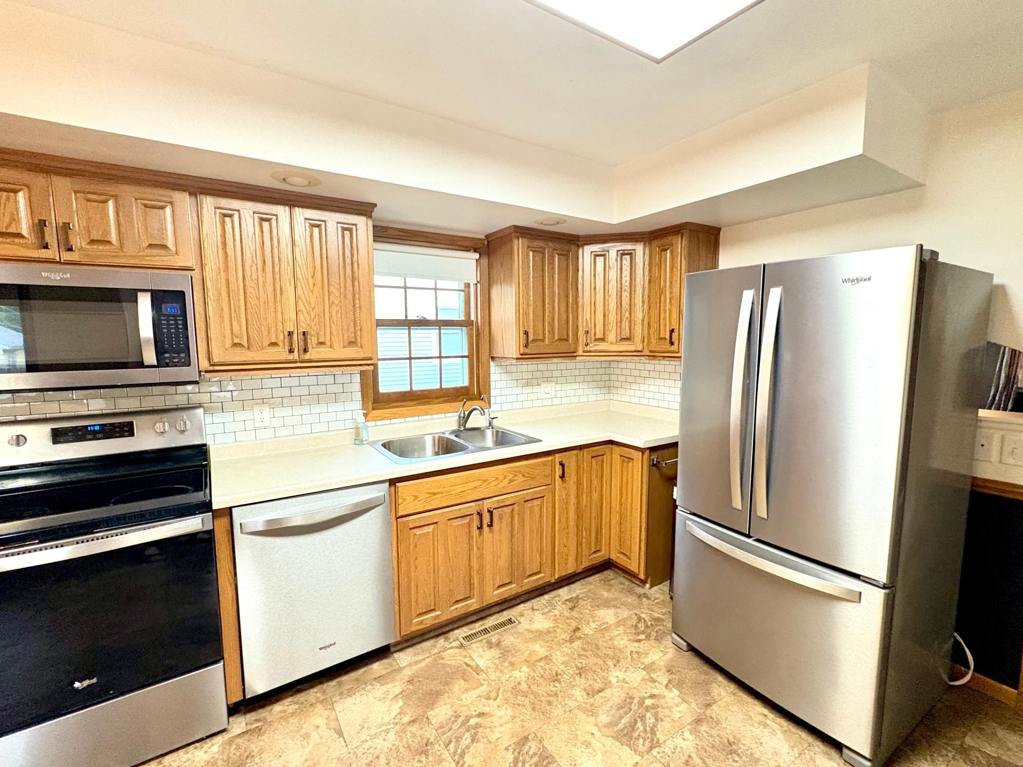 429 E Rooney Avenue Appleton MN 56208