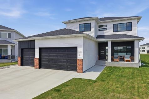 4755 32nd Street S Fargo ND 58104