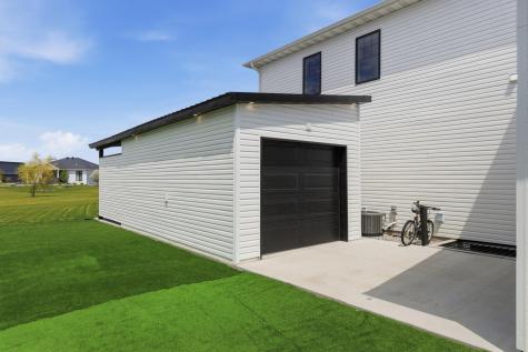4755 32nd Street S Fargo ND 58104