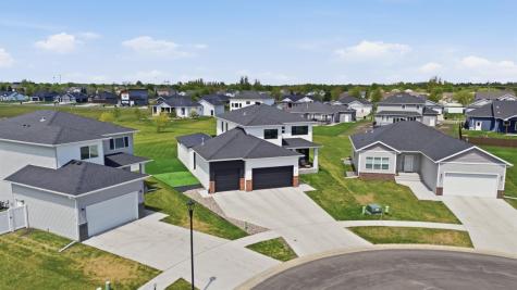 4755 32nd Street S Fargo ND 58104