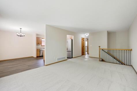 8128 Dawn Avenue Inver Grove Heights MN 55076
