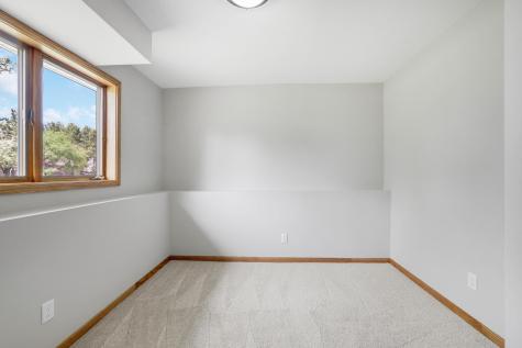 8128 Dawn Avenue Inver Grove Heights MN 55076