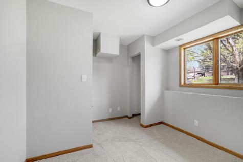 8128 Dawn Avenue Inver Grove Heights MN 55076