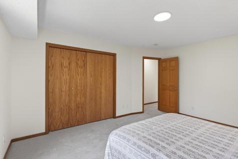 14322 Raven Street NW Andover MN 55304
