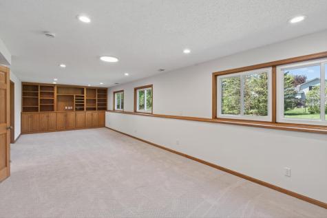 14322 Raven Street NW Andover MN 55304