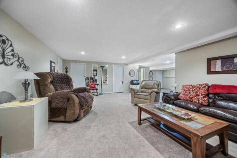 1209 4th Street N Fargo ND 58102