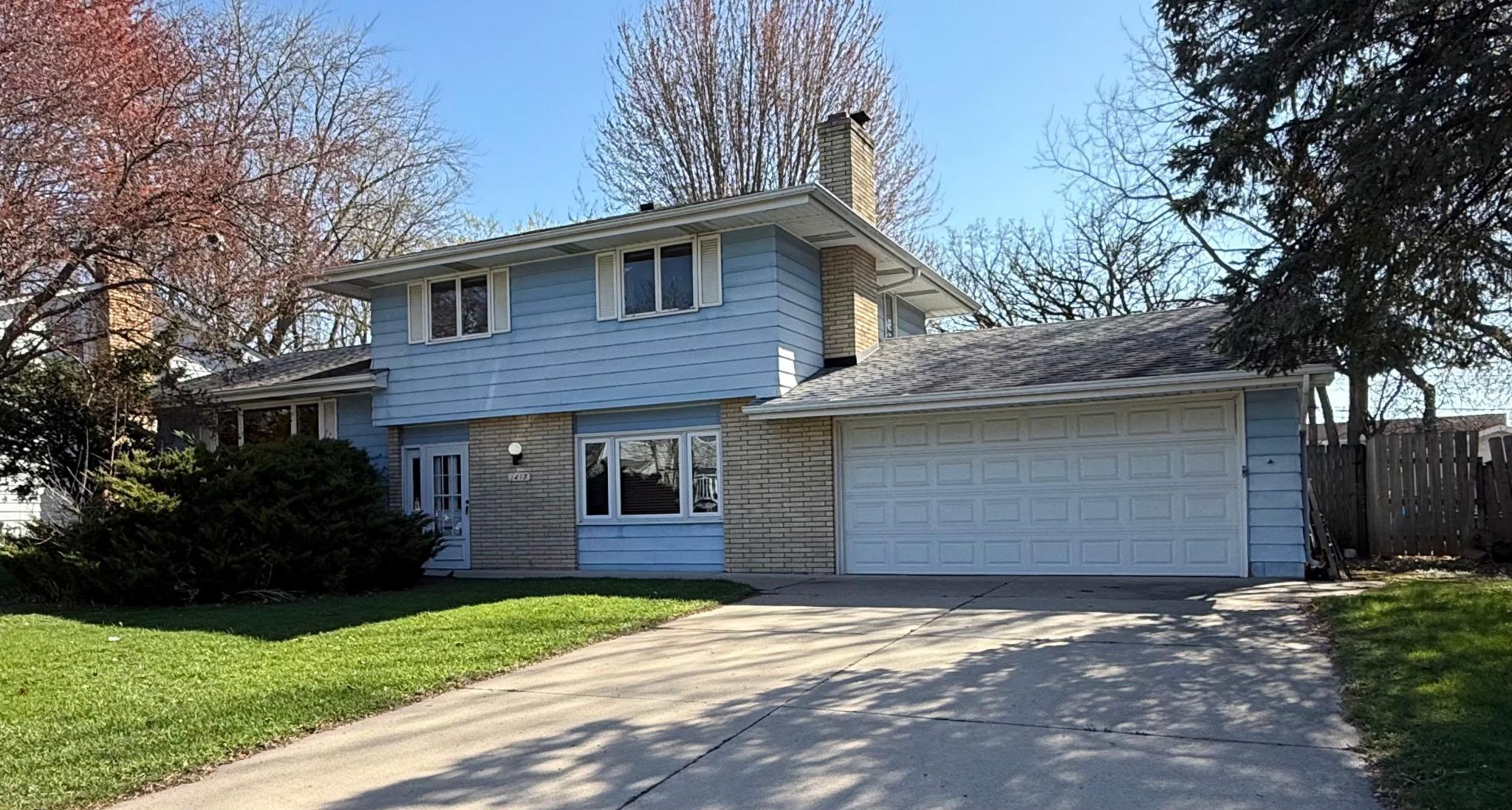 1417 Pinewood Drive Woodbury MN 55125