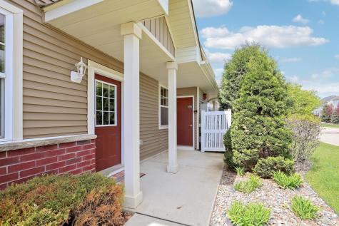 1601 Sumac Circle Carver MN 55315