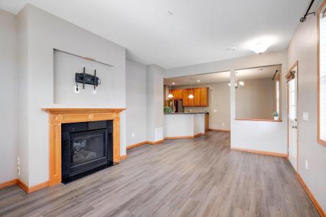 1601 Sumac Circle Carver MN 55315