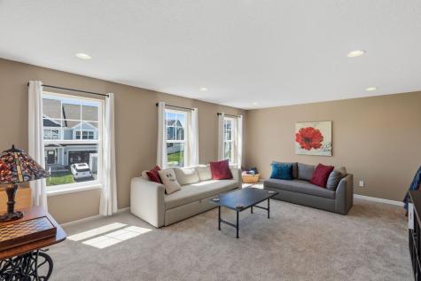 3863 Founders Path Chaska MN 55318