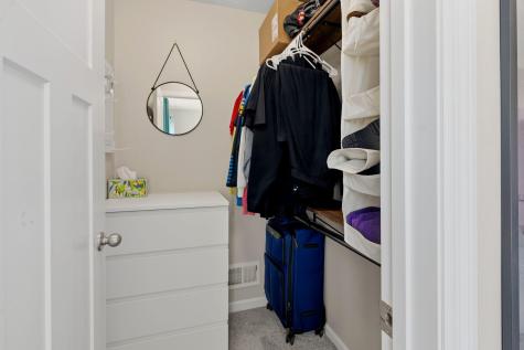 3863 Founders Path Chaska MN 55318