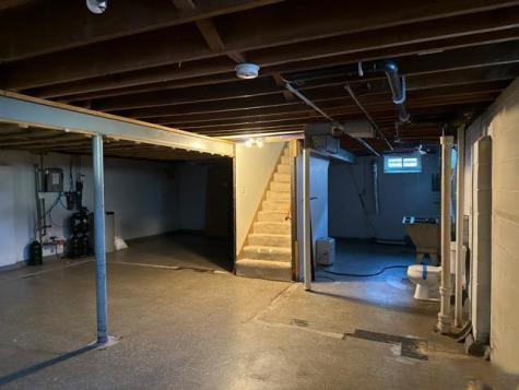 1821 Nebraska Avenue E Saint Paul MN 55119