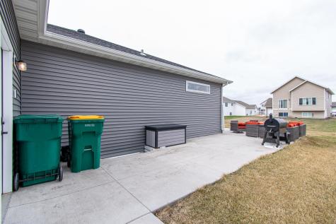 6012 Kodiak Lane Horace ND 58047