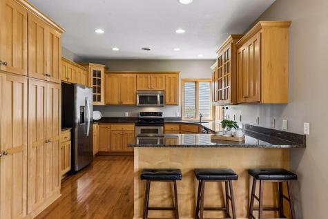 5614 105th Avenue N Brooklyn Park MN 55443