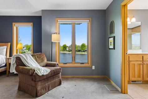 5614 105th Avenue N Brooklyn Park MN 55443