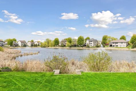 5614 105th Avenue N Brooklyn Park MN 55443