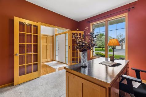 5614 105th Avenue N Brooklyn Park MN 55443