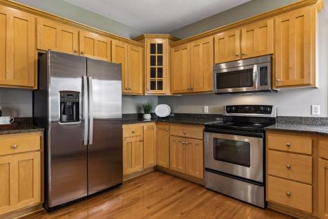 5614 105th Avenue N Brooklyn Park MN 55443