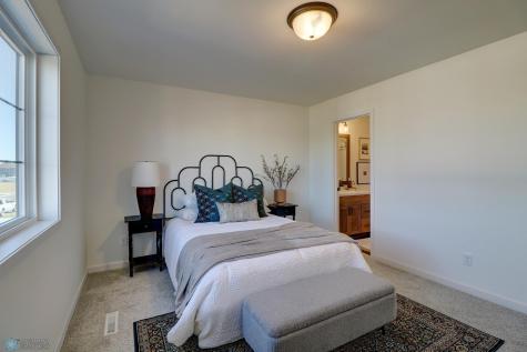 6836 Belding Drive S Fargo ND 58104