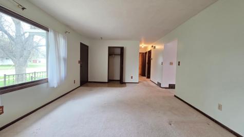 806 N 29 Street N Fargo ND 58102