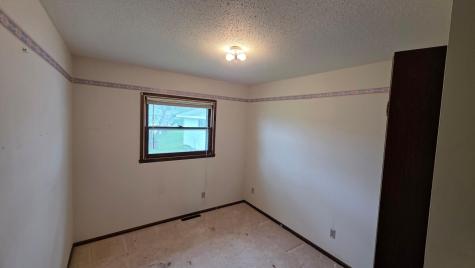806 N 29 Street N Fargo ND 58102