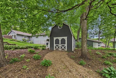 6186 Ridgewood Road Mound MN 55364