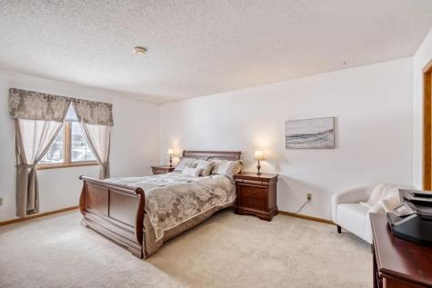 16200 Hyland Avenue Lakeville MN 55044