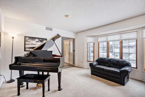 16200 Hyland Avenue Lakeville MN 55044