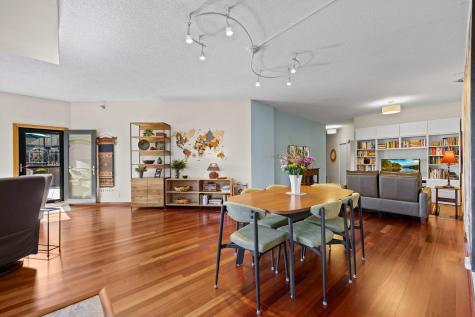 110 Bank Street SE Minneapolis MN 55414