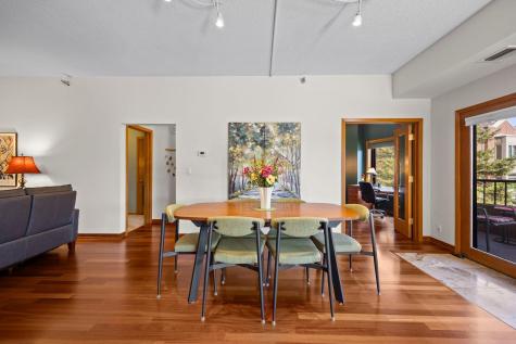 110 Bank Street SE Minneapolis MN 55414