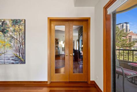110 Bank Street SE Minneapolis MN 55414