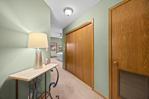 110 Bank Street SE Minneapolis MN 55414
