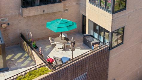 110 Bank Street SE Minneapolis MN 55414