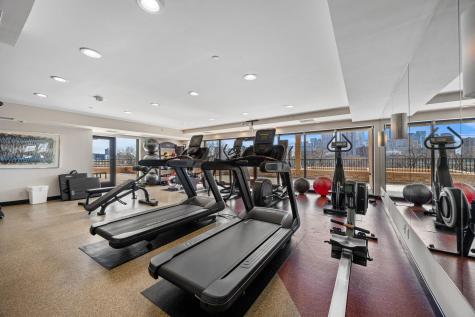110 Bank Street SE Minneapolis MN 55414