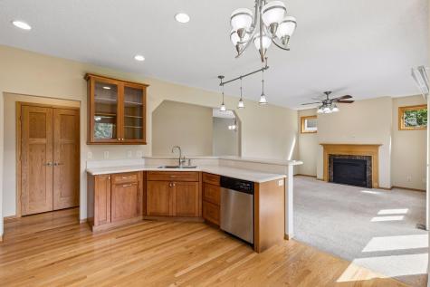 11409 Balsam Way Woodbury MN 55129