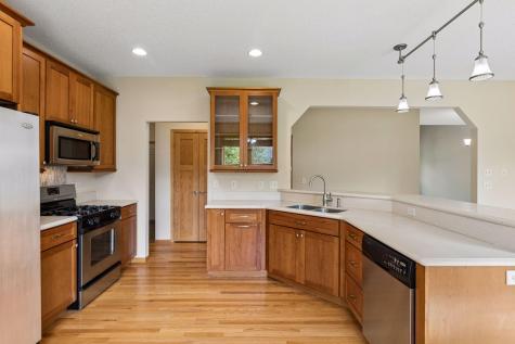 11409 Balsam Way Woodbury MN 55129