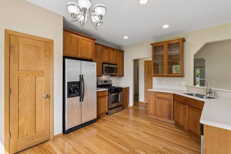11409 Balsam Way Woodbury MN 55129