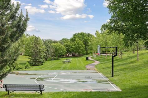 11409 Balsam Way Woodbury MN 55129