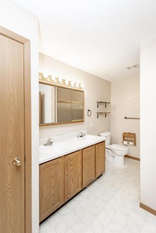 314 Nelson Drive Horace ND 58047