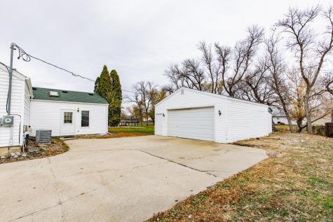 314 Nelson Drive Horace ND 58047