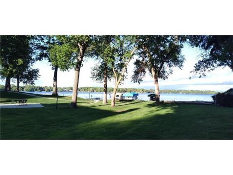 2520 Le Homme Dieu Heights NE Alexandria MN 56308