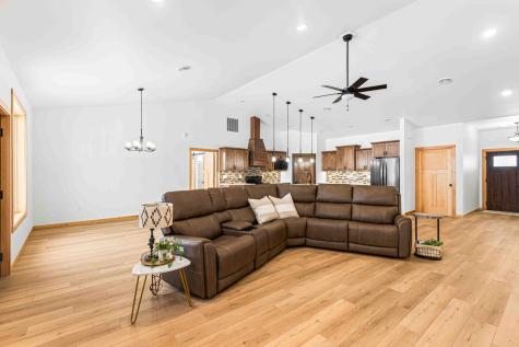 215 Emma Court Mapleton ND 58059