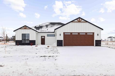 215 Emma Court Mapleton ND 58059