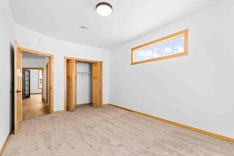 215 Emma Court Mapleton ND 58059