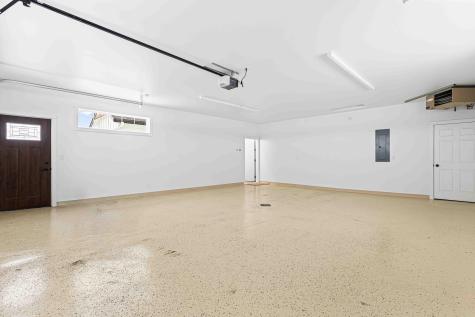 215 Emma Court Mapleton ND 58059