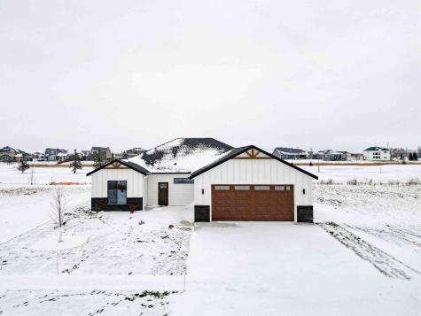215 Emma Court Mapleton ND 58059