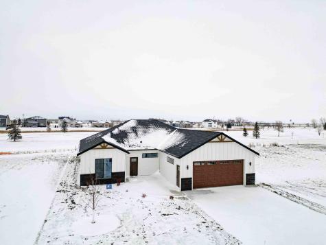 215 Emma Court Mapleton ND 58059